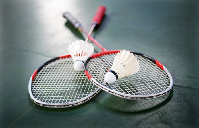 Badminton